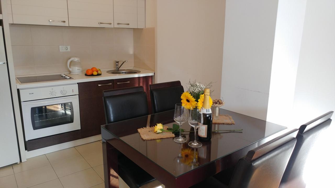 Balkan-inn Parlament apartment Beograd Bagian luar foto